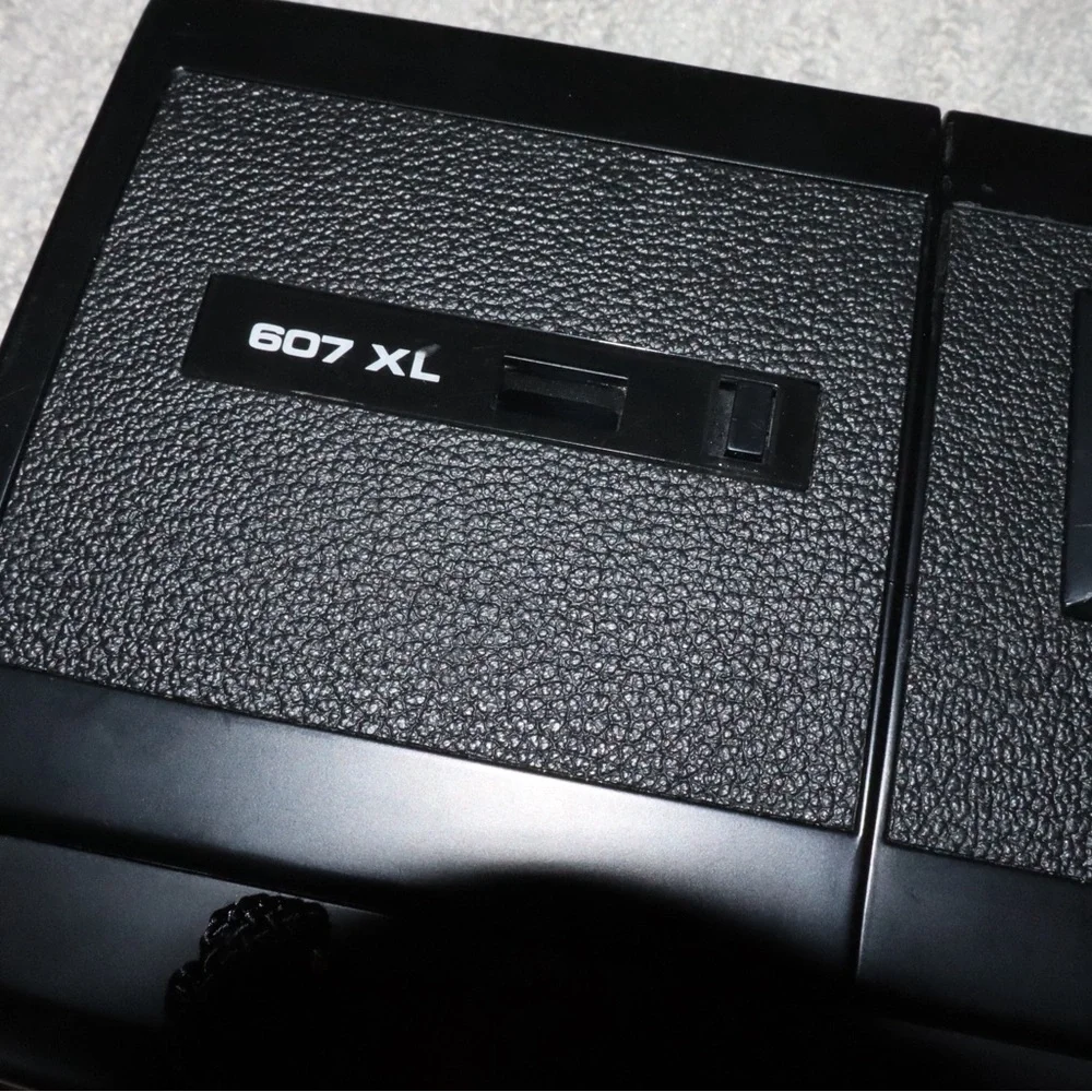 607 XL Black Video Camera